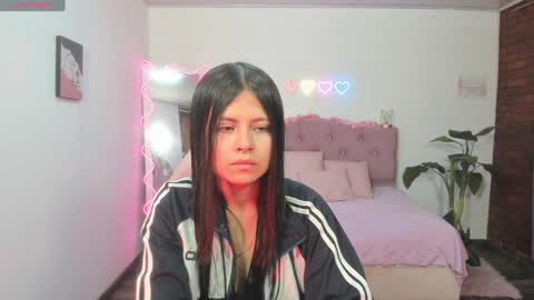 Kitty  online show from 12/31/24, 11:09