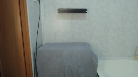 Snapshot of kittysweety_alex1 chatting on 02/05/25, 08:04 kittysweety_alex1 online show from 02/05/25, 08:04
