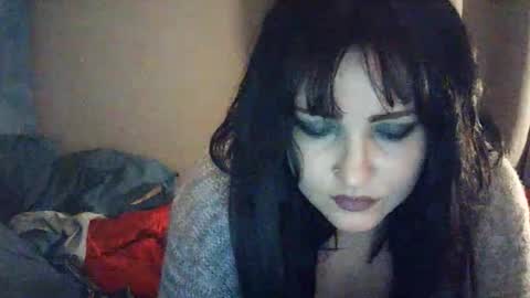 Snapshot of kittytats21 chatting on 04/24/26, 11:07 SummerT online show from 04/24/26, 11:07