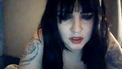 Snapshot of kittytats21 chatting on 05/20/26, 09:54 SummerT online show from 05/20/26, 09:54