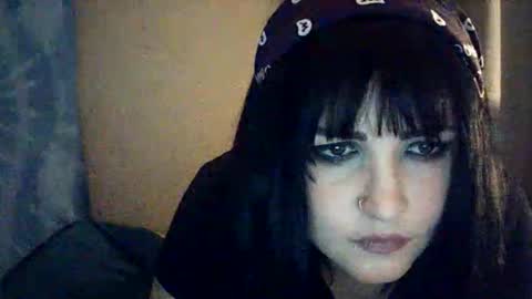 Snapshot of kittytats21 chatting on 05/21/26, 11:12 SummerT online show from 05/21/26, 11:12