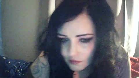 Snapshot of kittytats21 chatting on 06/05/26, 01:01 SummerT online show from 06/05/26, 01:01
