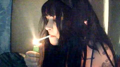 Snapshot of kittytats21 chatting on 06/07/26, 10:57 SummerT online show from 06/07/26, 10:57