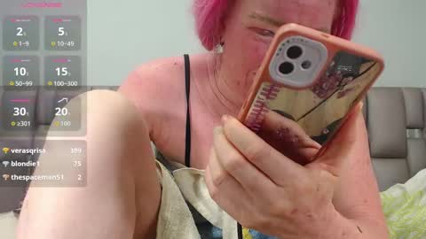 kittywhiteass online show from 11/09/25, 11:03