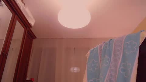 kittyxox1 online show from 04/11/26, 07:18