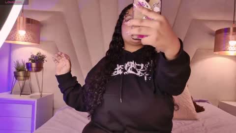 Kitty Hill online show from 04/23/26, 03:19