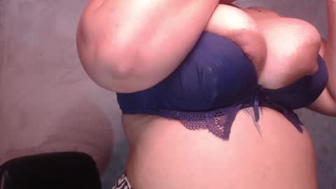 MARI -- ----   transmission forever today 10 pm time  colombia online show from 12/07/24, 03:04