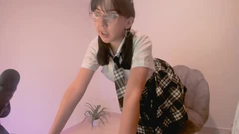 Little piece of fruit online show from 01/24/25, 11:45