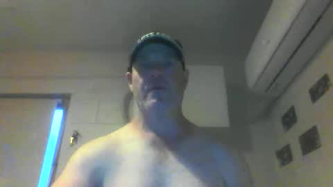Snapshot of kiwiguy19773 chatting on 12/08/24, 07:37 kiwiguy19773 online show from 12/08/24, 07:37