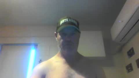 Snapshot of kiwiguy19773 chatting on 01/14/25, 07:27 kiwiguy19773 online show from 01/14/25, 07:27