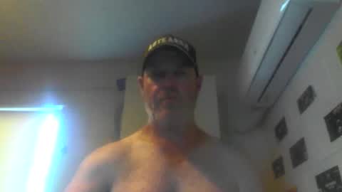 Snapshot of kiwiguy19773 chatting on 03/02/25, 03:24 kiwiguy19773 online show from 03/02/25, 03:24