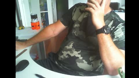 Kiwilad1973 online show from 02/04/25, 02:49