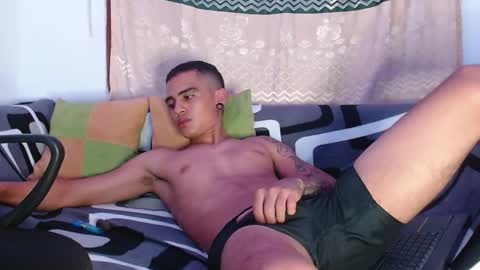 kizame___ online show from 11/30/25, 06:06