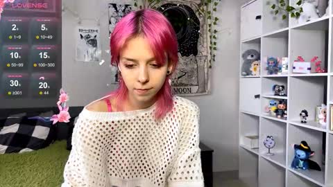 Luna online show from 03/11/26, 10:10