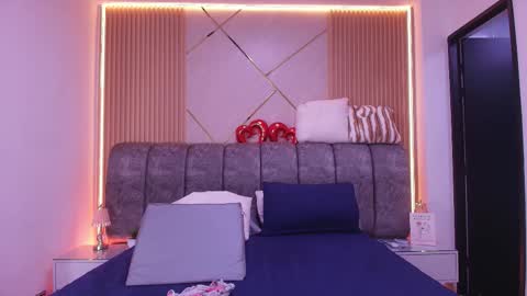 Kkira  online show from 02/26/26, 12:04