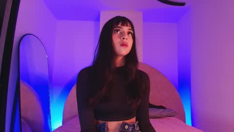 Kkira  online show from 04/19/26, 12:04