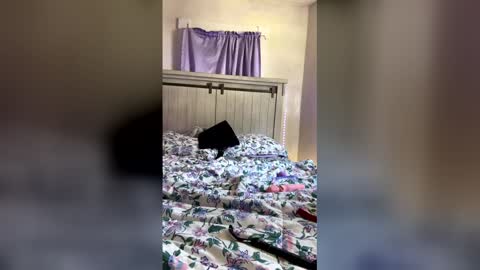 kkrazyy online show from 03/25/26, 04:46