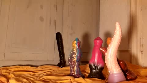 Snapshot of klamstrakur1 chatting on 10/29/25, 02:41 klamstrakur1 online show from 10/29/25, 02:41