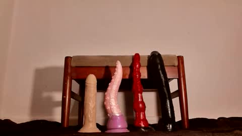 Snapshot of klamstrakur1 chatting on 11/28/25, 10:07 klamstrakur1 online show from 11/28/25, 10:07