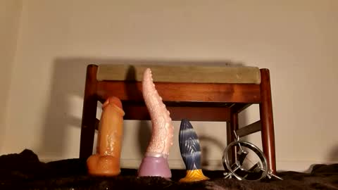 Snapshot of klamstrakur1 chatting on 11/30/25, 08:24 klamstrakur1 online show from 11/30/25, 08:24