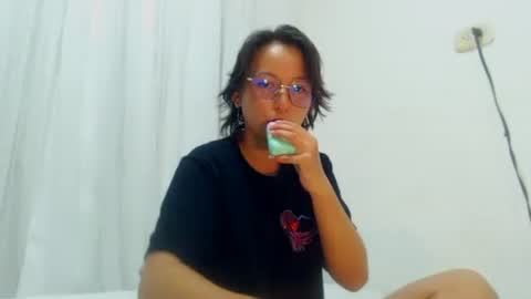 Klaret online show from 02/11/26, 01:10