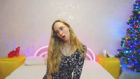 Klary online show from 12/21/24, 04:36