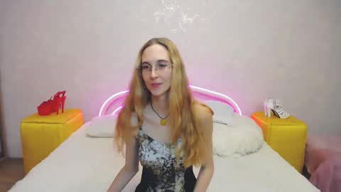 Klary online show from 01/25/25, 03:52