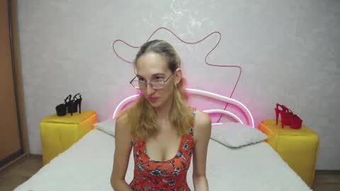 Klary online show from 09/21/25, 06:04