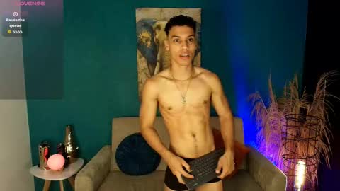 Snapshot of klaton__ chatting on 10/12/25, 02:10 klaton__ online show from 10/12/25, 02:10