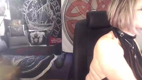 Michelle online show from 10/27/25, 07:01