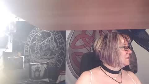 Snapshot of kleiner_teufel chatting on 06/04/26, 06:14 Michelle online show from 06/04/26, 06:14