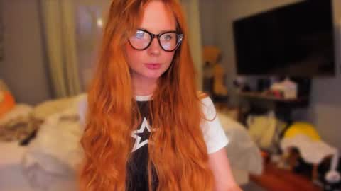 Snapshot of klementinagirl chatting on 07/26/26, 07:10 Klementinafanslyklementina6661 online show from 07/26/26, 07:10