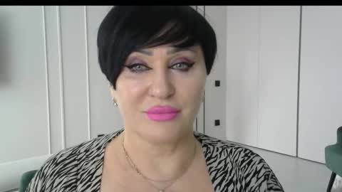 kleo901854 online show from 04/18/26, 11:36