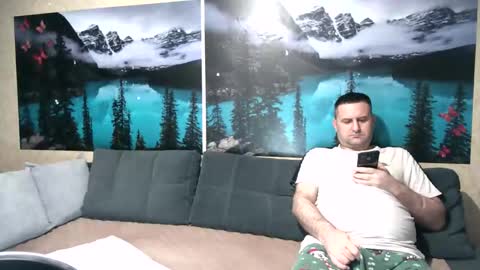 Kleosnow online show from 09/30/25, 08:08