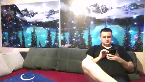 Kleosnow online show from 12/14/25, 09:03