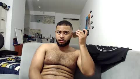 Snapshot of kleyton336 chatting on 11/02/25, 10:56 kleyton online show from 11/02/25, 10:56