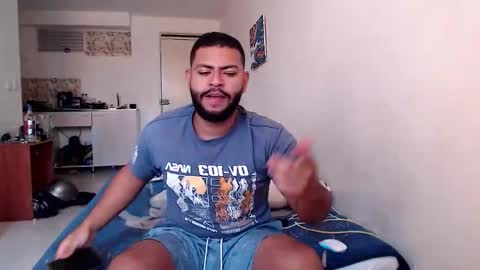 Snapshot of kleyton336 chatting on 02/05/26, 03:49 kleyton online show from 02/05/26, 03:49