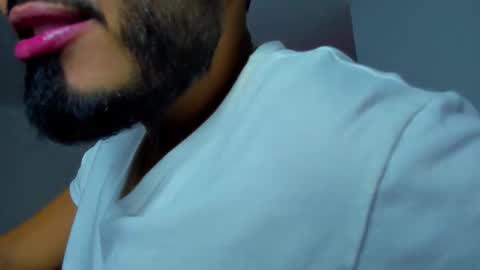 Snapshot of klinsmannwalton chatting on 10/17/25, 02:04 klinsmannwalton online show from 10/17/25, 02:04