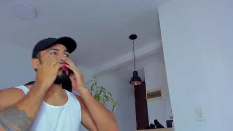 Snapshot of klinsmannwalton chatting on 11/09/25, 12:03 klinsmannwalton online show from 11/09/25, 12:03