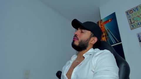 Snapshot of klinsmannwalton chatting on 01/09/26, 02:31 klinsmannwalton online show from 01/09/26, 02:31