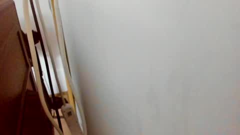 Snapshot of klisman_new chatting on 02/14/25, 10:36 adam andreo online show from 02/14/25, 10:36