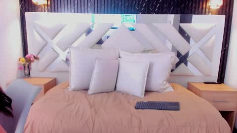  Kloe  online show from 12/07/24, 03:30