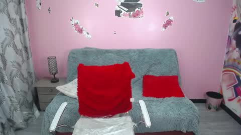 Snapshot of kloe_cooper chatting on 12/31/24, 06:59 kloe_cooper online show from 12/31/24, 06:59