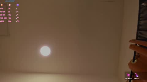 Snapshot of kloe_raize chatting on 09/20/25, 06:36 Kloe online show from 09/20/25, 06:36