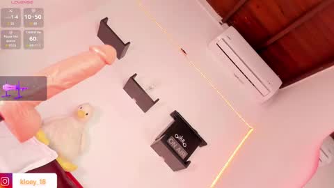 Kloey  online show from 02/23/25, 12:08