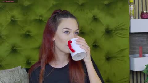 KloeyAdams online show from 01/20/25, 07:25