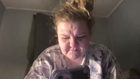 Snapshot of kmarie1196 chatting on 02/16/26, 04:41 kmarie1196 online show from 02/16/26, 04:41