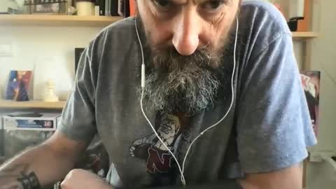 knicker76 online show from 10/08/25, 10:46