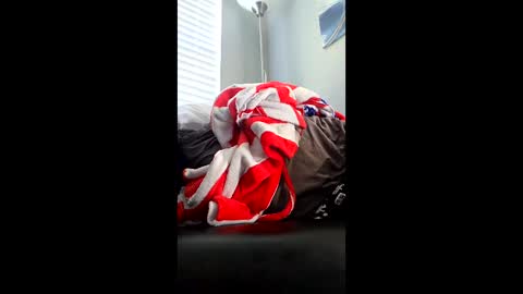 knightrider4324 online show from 04/12/26, 07:41