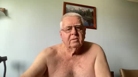 Snapshot of knights2001 chatting on 01/06/26, 03:10 Aussiedude online show from 01/06/26, 03:10